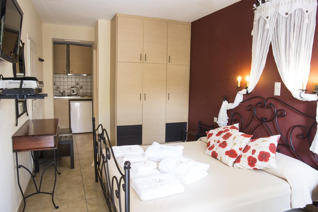 Greka Ionian Suites Agia Efimia Exterior photo