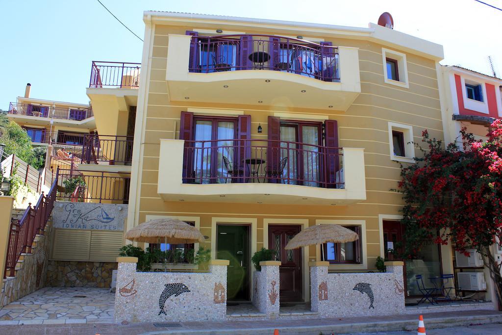 Greka Ionian Suites Agia Efimia Exterior photo