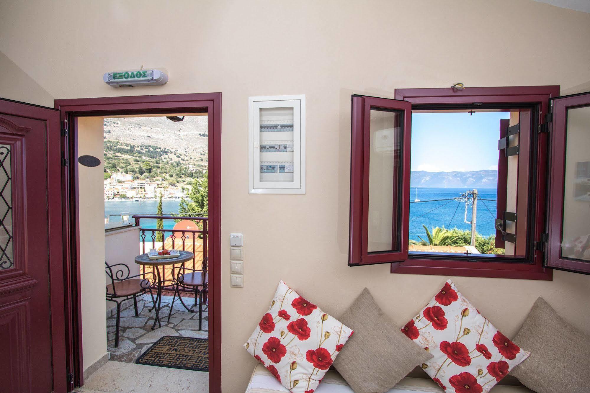 Greka Ionian Suites Agia Efimia Exterior photo