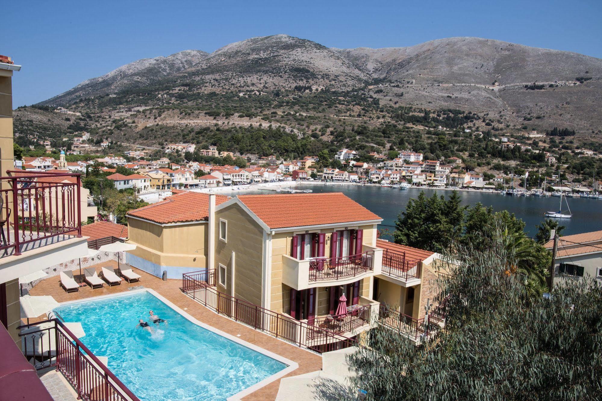 Greka Ionian Suites Agia Efimia Exterior photo