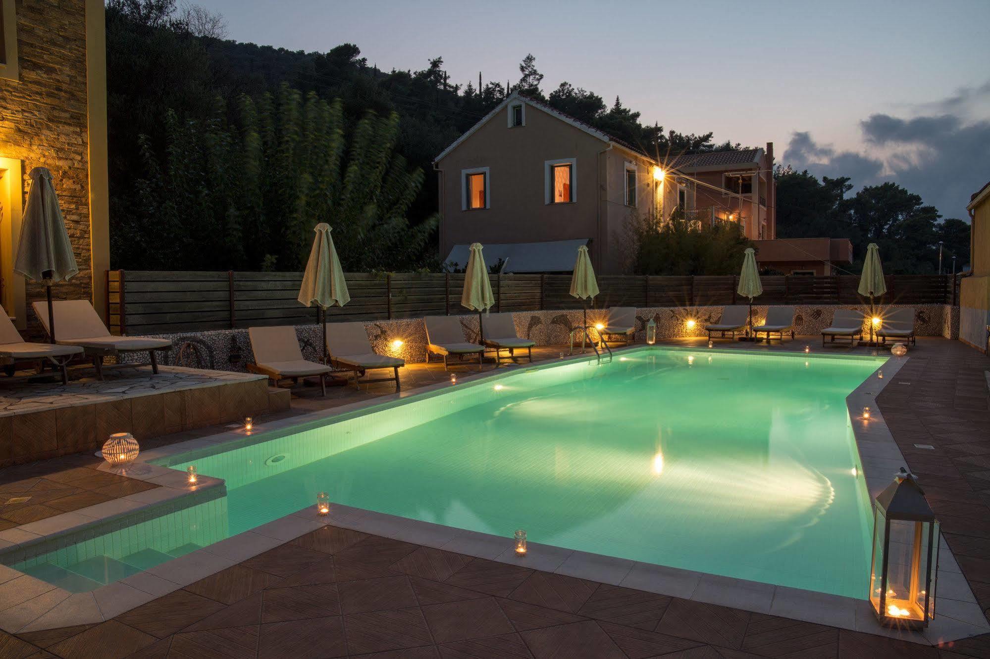 Greka Ionian Suites Agia Efimia Exterior photo