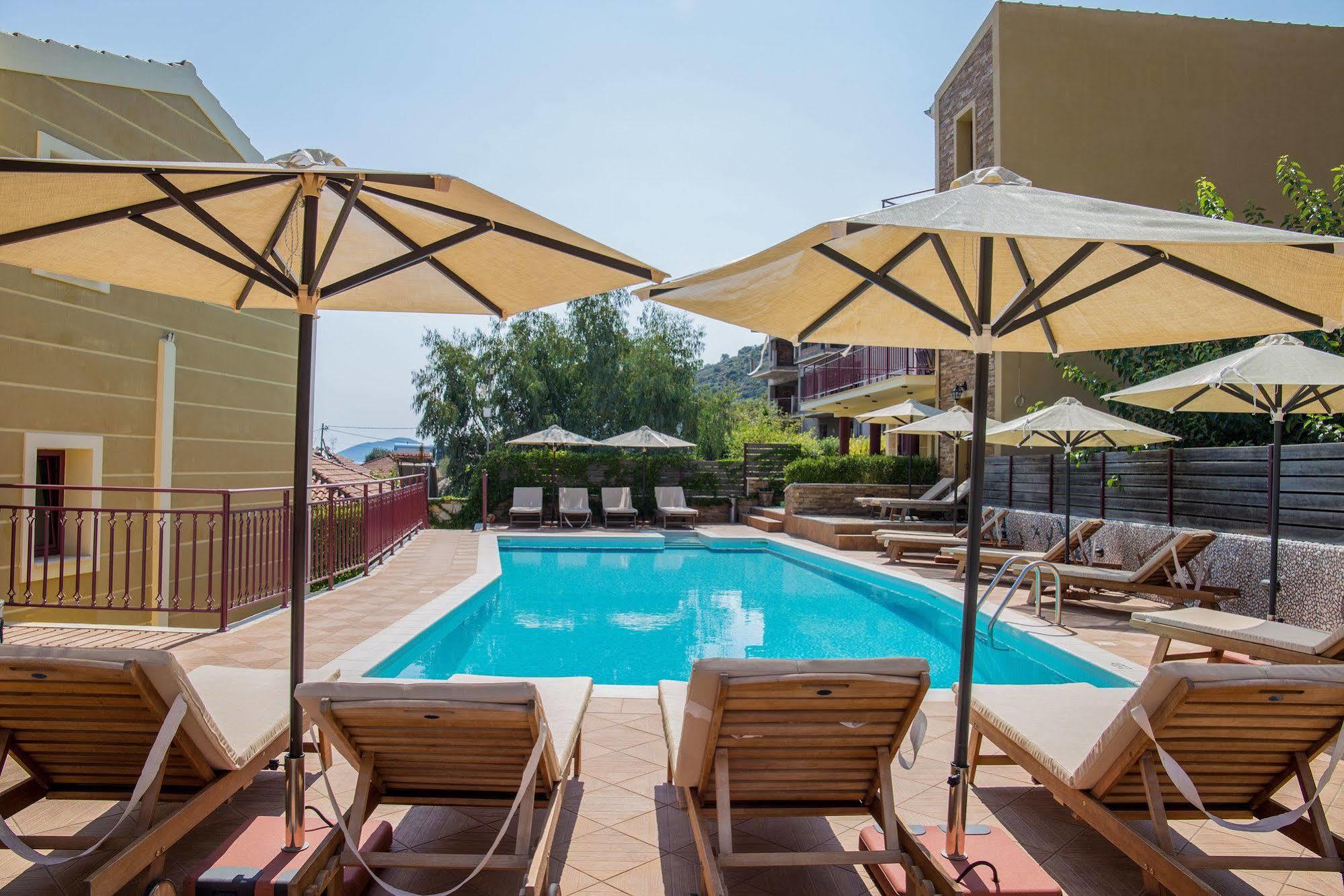 Greka Ionian Suites Agia Efimia Exterior photo