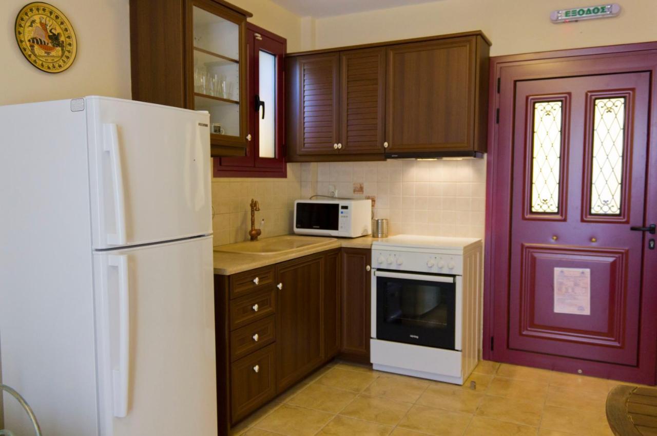 Greka Ionian Suites Agia Efimia Exterior photo