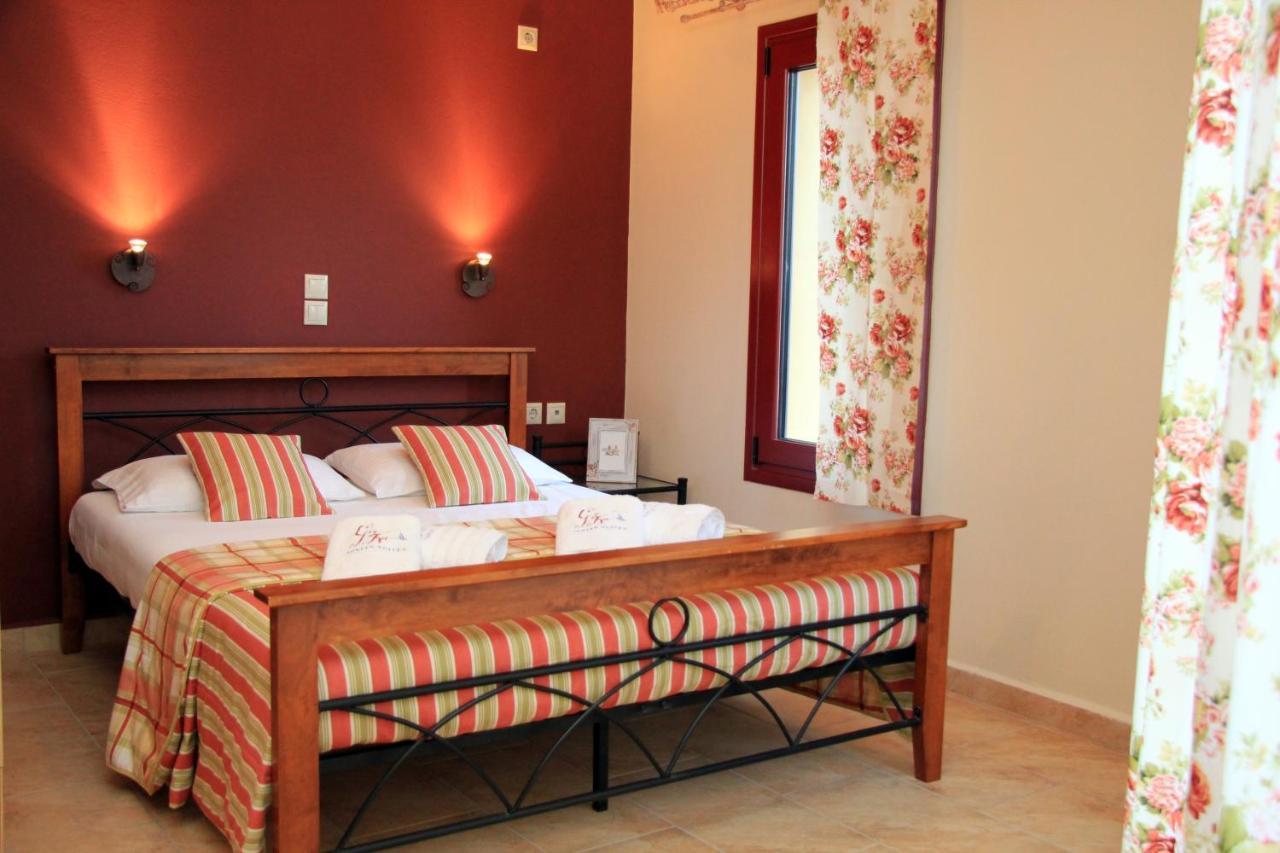 Greka Ionian Suites Agia Efimia Exterior photo
